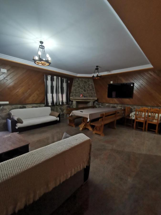 El Cauce Villa Navaluenga Kültér fotó