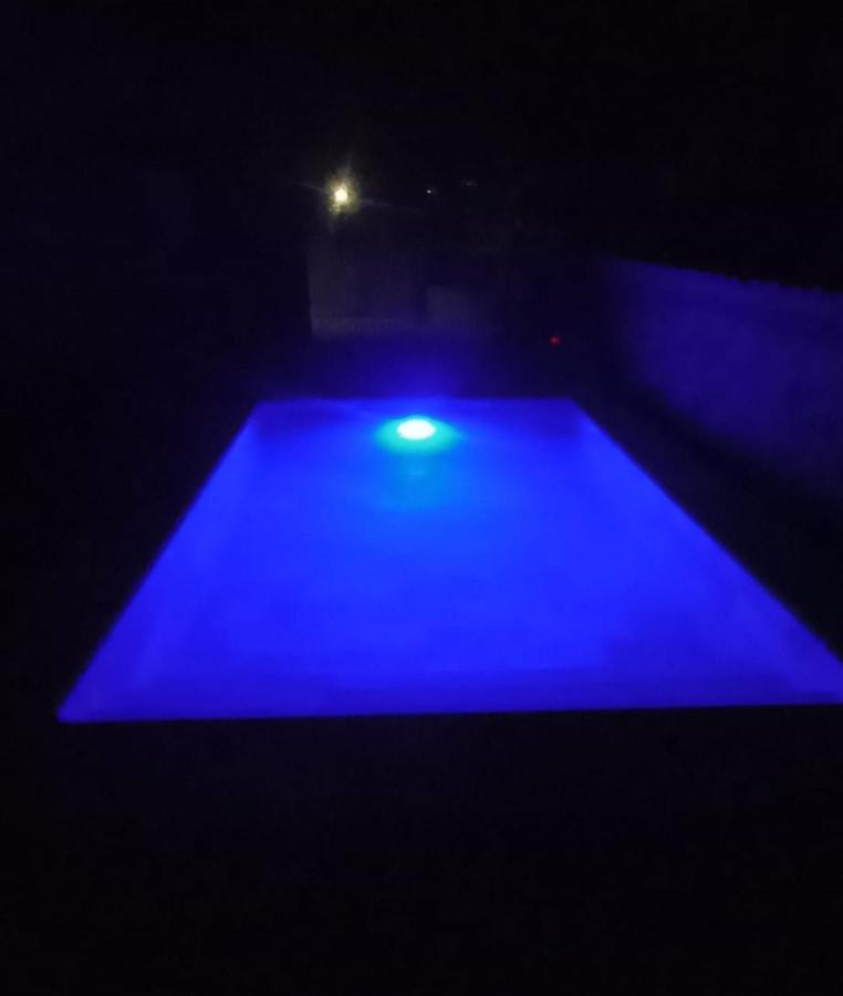 El Cauce Villa Navaluenga Kültér fotó