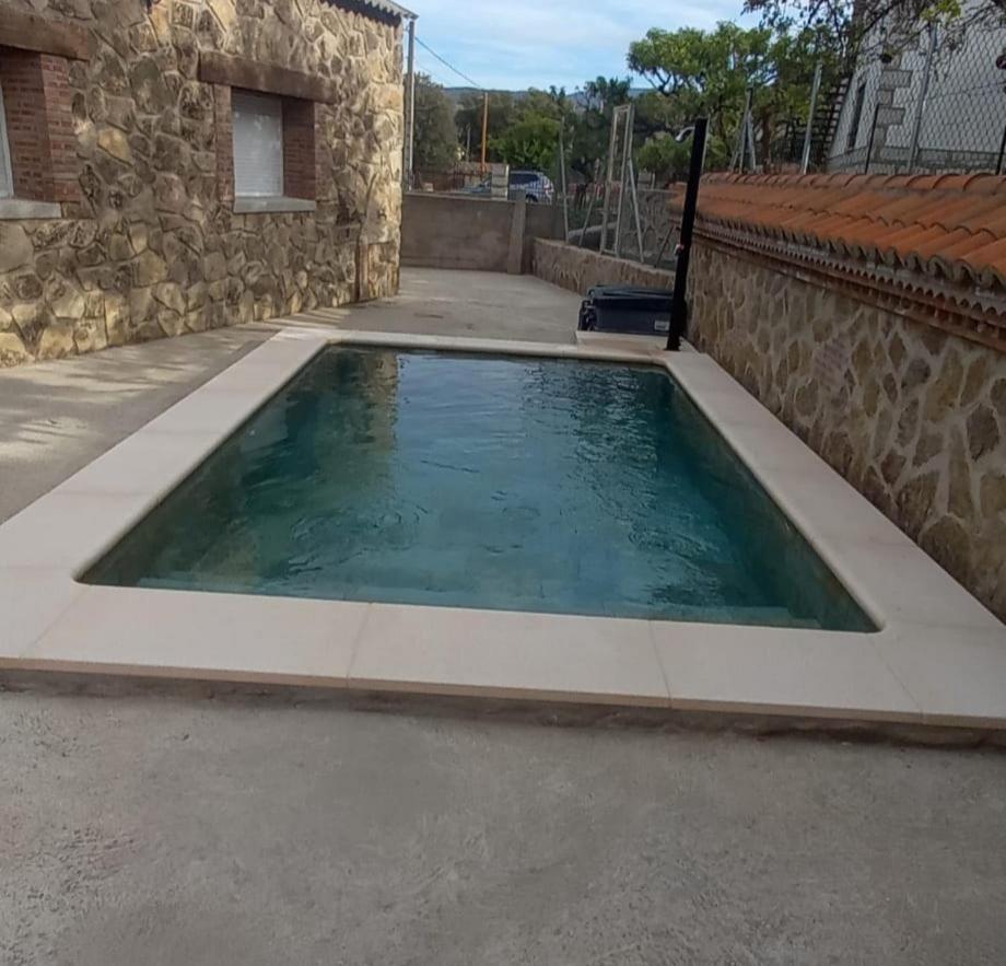 El Cauce Villa Navaluenga Kültér fotó