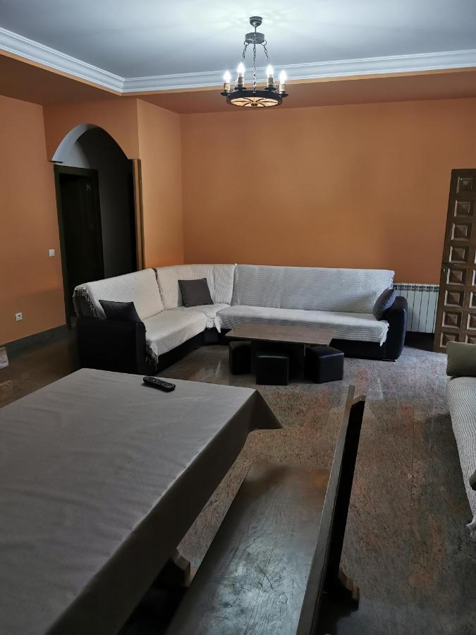 El Cauce Villa Navaluenga Kültér fotó